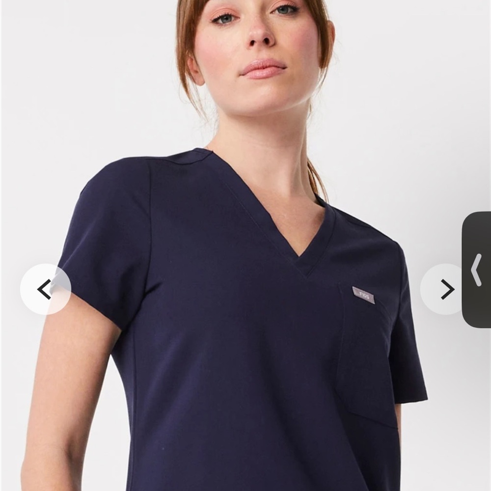 Figs navy scrub tops and bottom